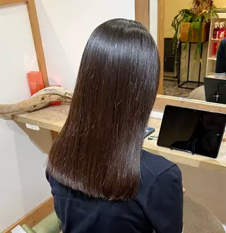 ロング 畝原 陽真里のヘアスタイル