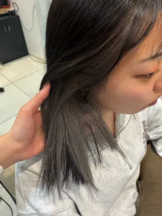 ミディアム こばりん🌟/ボブ /イヤリングカラーのヘアスタイル