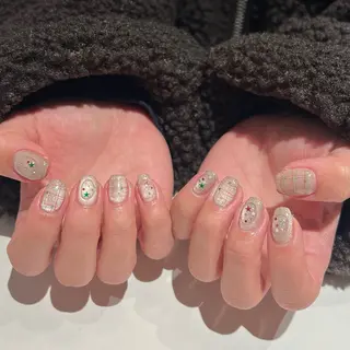 ネイル 高橋 麻里子のネイルデザイン