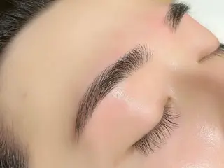 アイブロウ アイブロウWAX /似合わせ眉特化のヘアスタイル