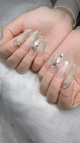 ネイル Lee Nailsのネイルデザイン