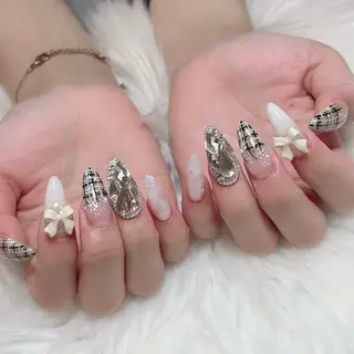 ネイル Nail salon EM（エム）諸星のネイルデザイン