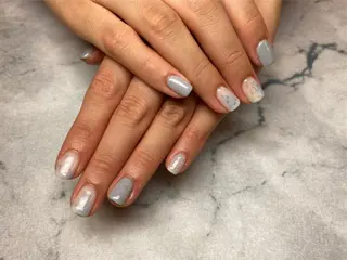 ネイル ネイルリボン 受付スタッフのネイルデザイン