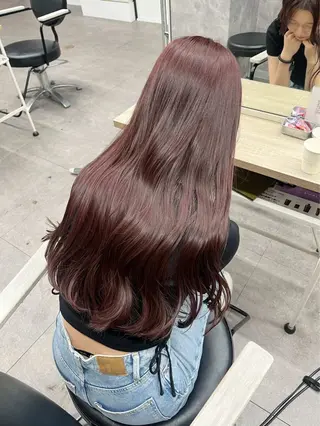 ロング カラー サトウ ユメリのヘアスタイル