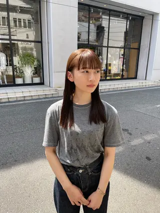 セミロング カラー ミワ ハナのヘアスタイル