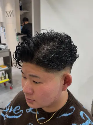 パーマ メンズ 深澤 知樹のヘアスタイル