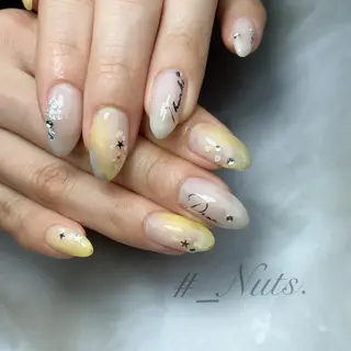 ネイル 土居 夏美/束感マツエクのマツエク・マツパデザイン