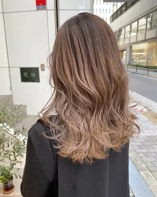 セミロング カラー ヘアアレンジ マツエク・マツパ アイブロウ 透明感カラー🫧ヘア セット🫧松本菜月の眉毛・アイブロウイメージ
