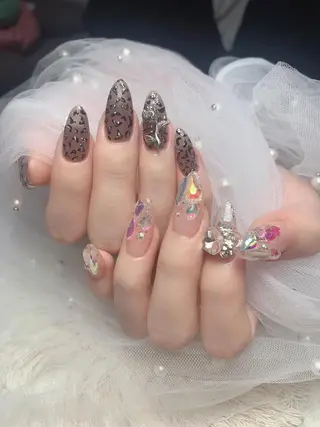 ネイル uu ネイルサロン関内🌼のネイルデザイン