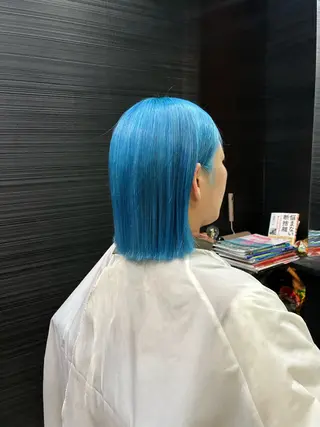 ショート カラー VERONIQUE所属・山本 雅由のヘアスタイル