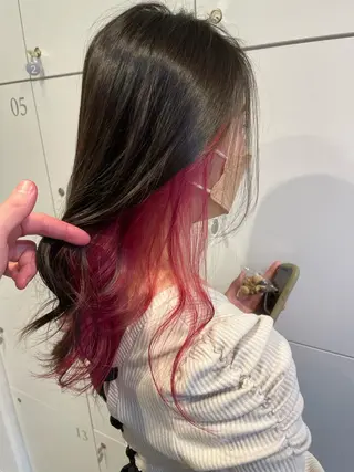 セミロング カラー 小川 舜人のヘアスタイル