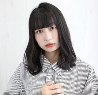 セミロング カラー 話題の技術✨lore 店長タカハシ　ケントのヘアスタイル