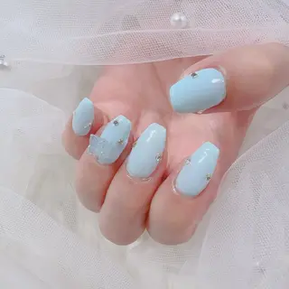 ネイル マジョリカ ブルーのネイルデザイン