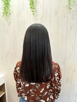 セミロング sayaka 透明感カラーのヘアスタイル