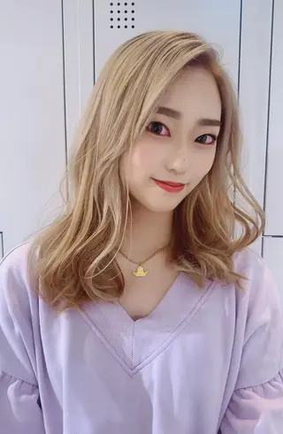 セミロング カラー ヘアアレンジ 宮永 智香のヘアスタイル