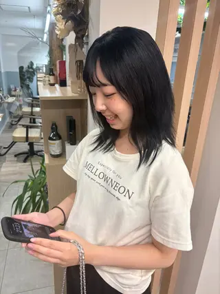 ミディアム AKIHO 暖色カラーのヘアスタイル
