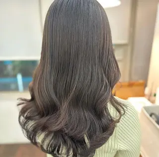 セミロング パーマ 美顔形成｜レイヤー ｜青山のヘアスタイル