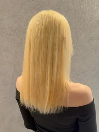 セミロング ハイトーン/福井 🦖/服部じんのヘアスタイル