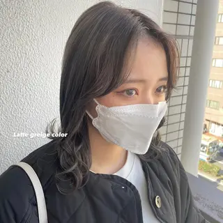 ミディアム カラー パーマ ヘアアレンジ メンズ キッズ ネイル マツエク・マツパ 透明感カラー・レイヤ ー🎀amika🎀のヘアスタイル