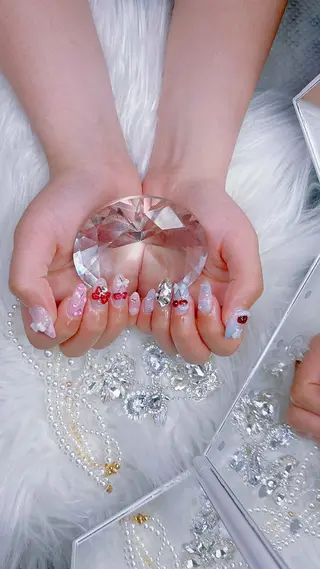 ネイル Mio_ Noiranailのネイルデザイン