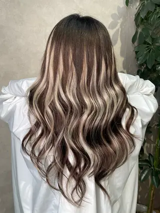 ロング ヘアアレンジ ハイトーンカラーエク ステ🌺RENA🌺のヘアスタイル