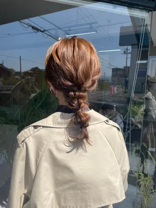 ミディアム ヘアアレンジ マキノ キョウカのヘアスタイル