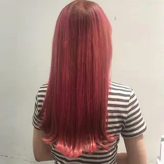 ロング サイレント美容師 アイリィのヘアスタイル