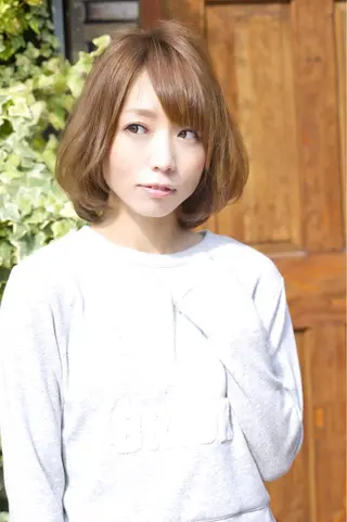 ショート ミディアム 代表 吉澤弘哲のヘアスタイル