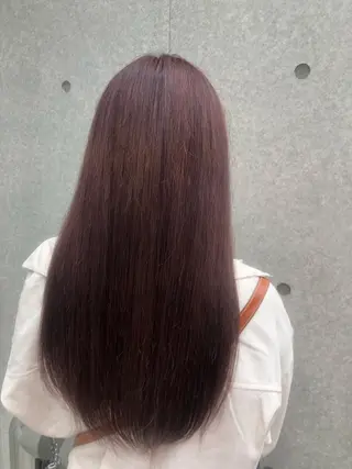 ロング カラー 吉田 瑛美のヘアスタイル