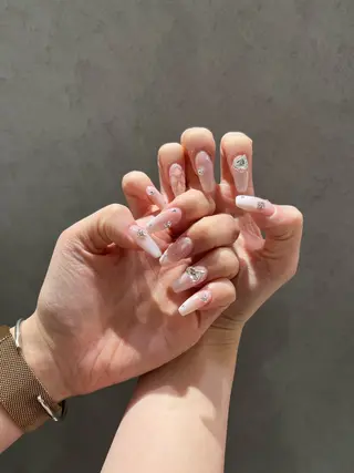 ネイル Bianca 今池　Yamazoeのネイルデザイン