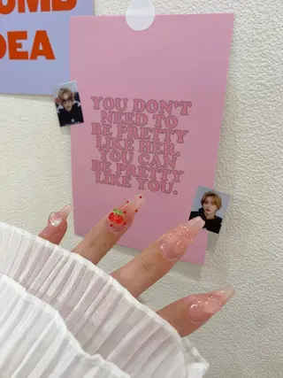 ネイル Lim nail🤍 Ayaのネイルデザイン