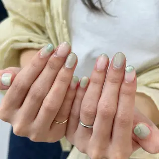 ネイル Elegancia. Hiromiのネイルデザイン