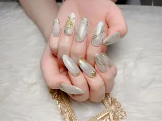 ネイル MiKi Nai池袋 長さだし得意のネイルデザイン