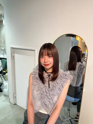 ミディアム 本木下朋花/髪質 改善×ダブルカラーのヘアスタイル