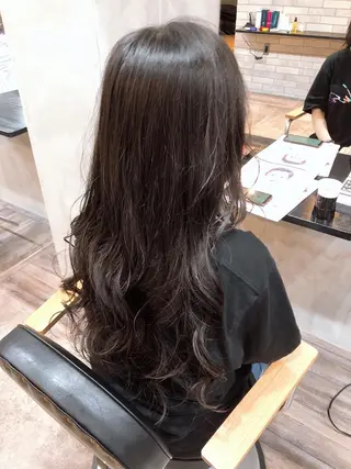 ロング 中村 優志のヘアスタイル