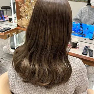 セミロング カラー 梅田美容室 山崎海波のヘアスタイル