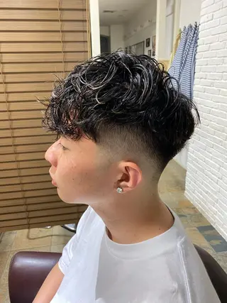 ショート 🌞メンズパーマ ONOE💈のヘアスタイル