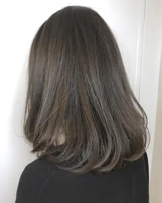ミディアム カラー 光吉 洋平のヘアスタイル