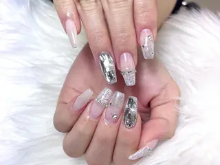 ネイル ルイス " Nail 渋谷のネイルデザイン