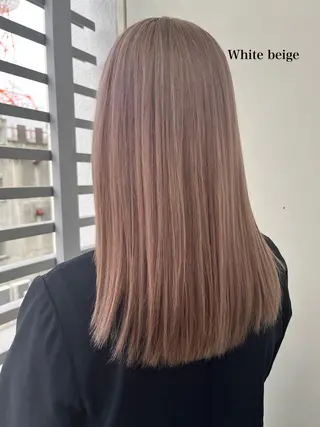 セミロング 透明感カラー👑 井上美乃里のヘアスタイル