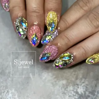 ネイル S. JEWELのネイルデザイン