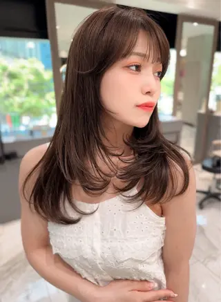 ミディアム カラー 木屋元一/透明感 /前髪/ショートボブのヘアスタイル