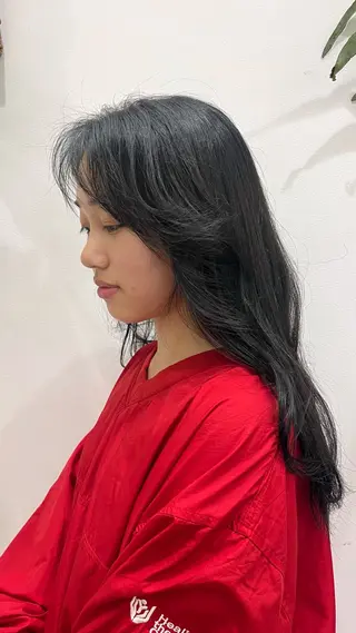 カラー 榊 桜のヘアスタイル