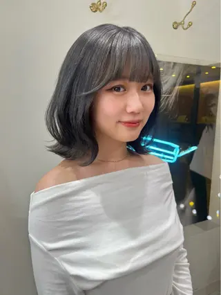 ミディアム 松下 鈴のヘアスタイル