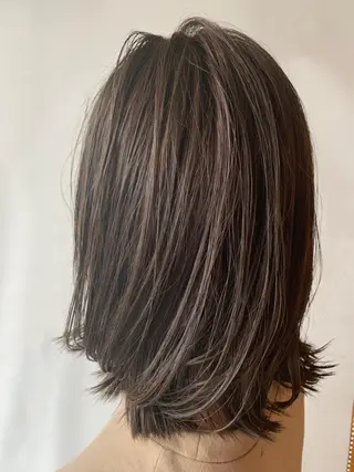 ミディアム 🎉骨格矯正カット ばば　としまさのヘアスタイル