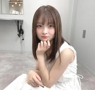 ミディアム 美髪矯正・レイヤー 倉友哉のヘアスタイル