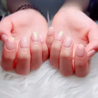 ショート gallery Yumiのネイルデザイン