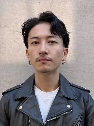 ショート ラフショートブリー チカラー⚡️リュウジのヘアスタイル