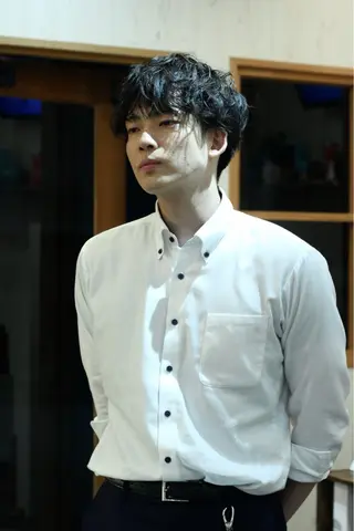 パーマ メンズ parfait【パルフェ】所属・🪻二宮俊カットモデ ル縮毛矯正募集🪻のヘアスタイル