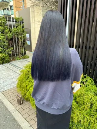 ロング 伊藤 一樹のヘアスタイル